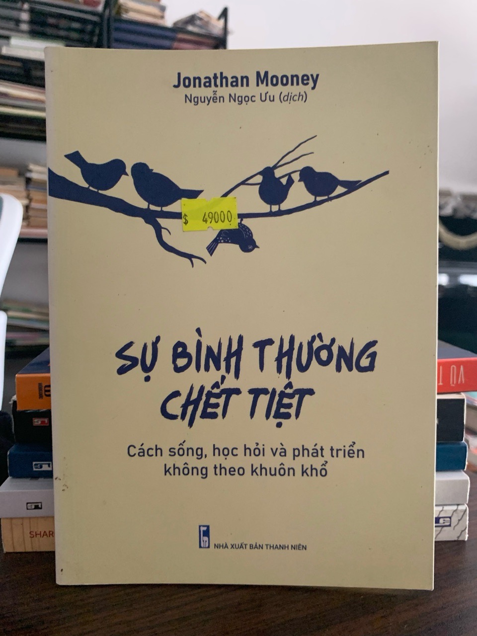 Sự bình thường chết tiệt -Jonathan Mooney