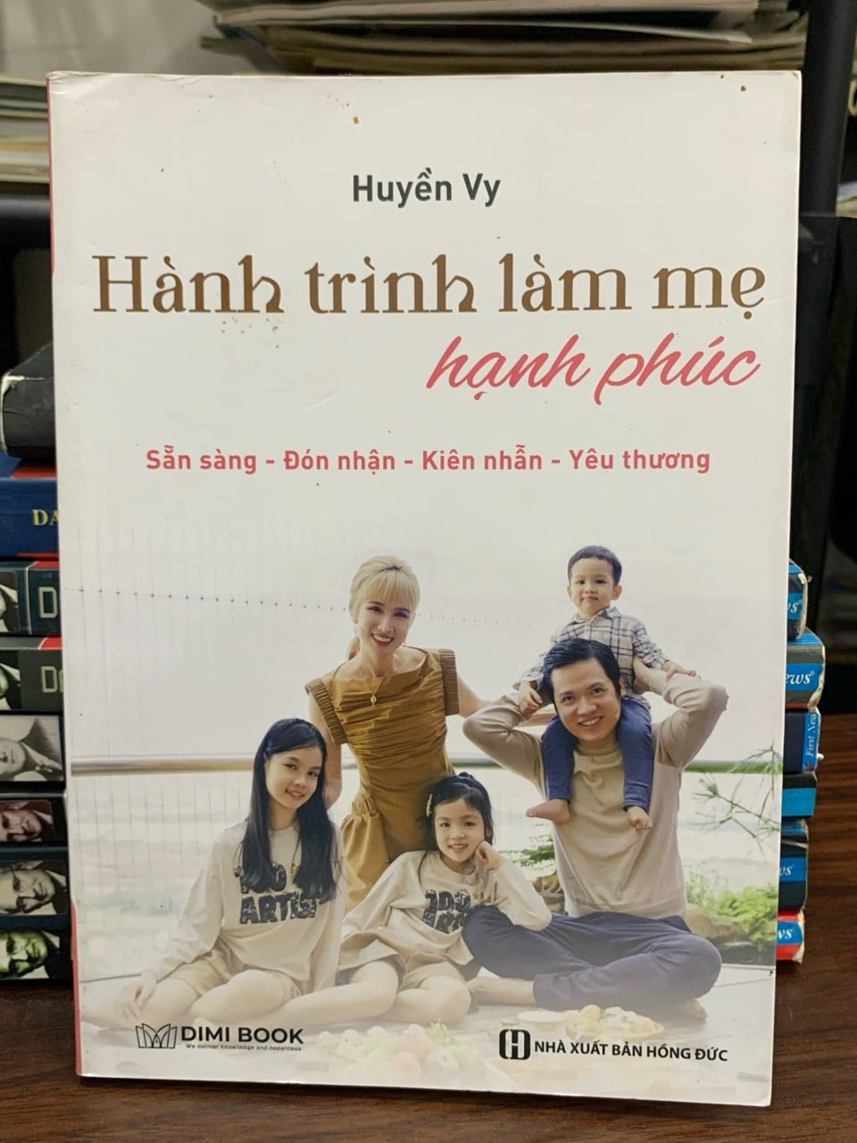 Hành trình làm mẹ hạnh phúc — Huyền Vy