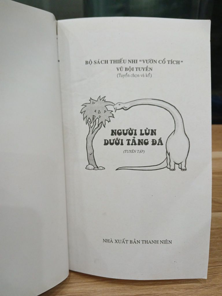 Người lùn dưới tầng đá – Vũ Bội Tuyền - Ảnh thực tế 5
