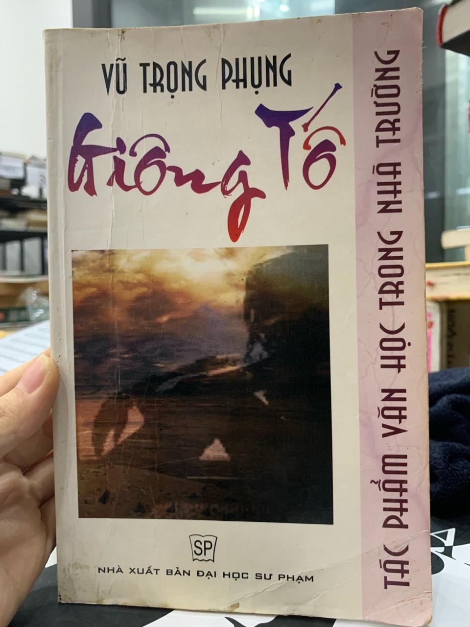 Giông Tố - Tiểu Thuyết Hiện Thực Phê Phán Của Vũ Trọng Phụng