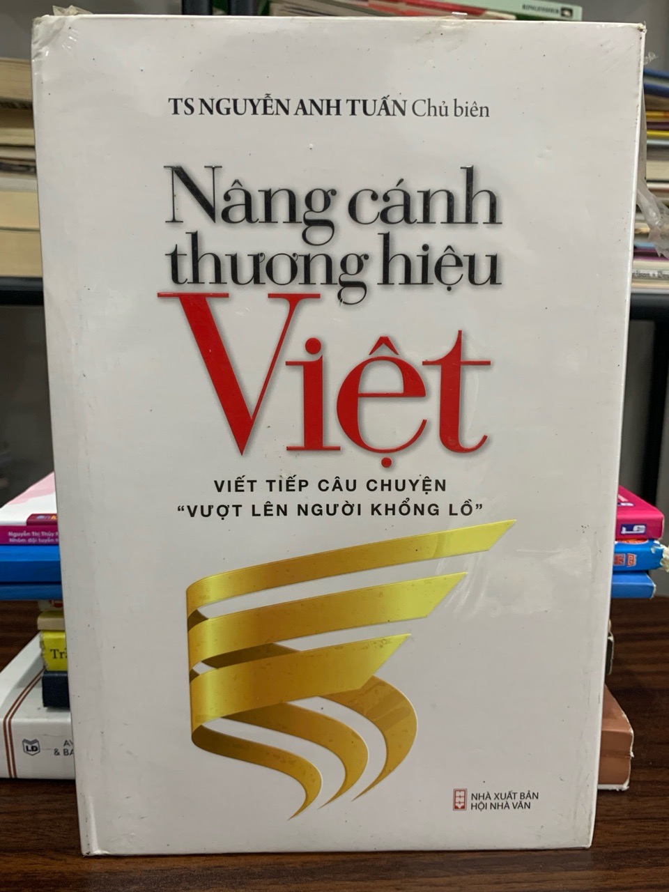 Nâng cánh thương hiệu Việt- TS Nguyễn Anh Tuấn