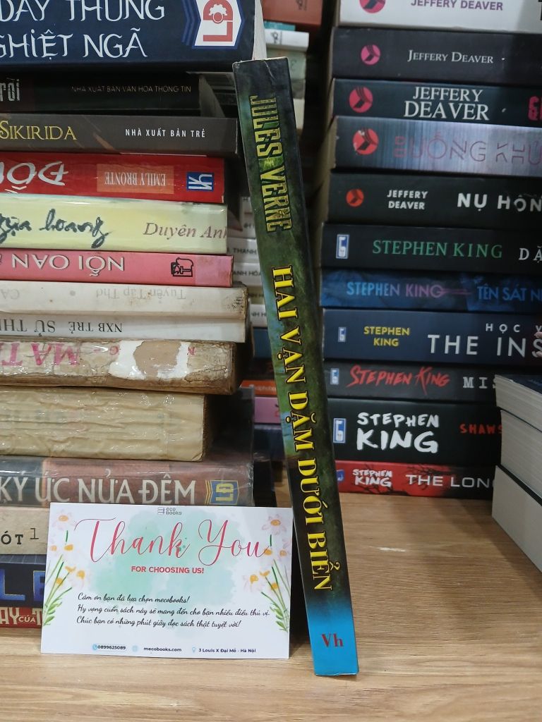 Hai Vạn Dặm Dưới Biển- Jules Verne - Ảnh chụp thực tế