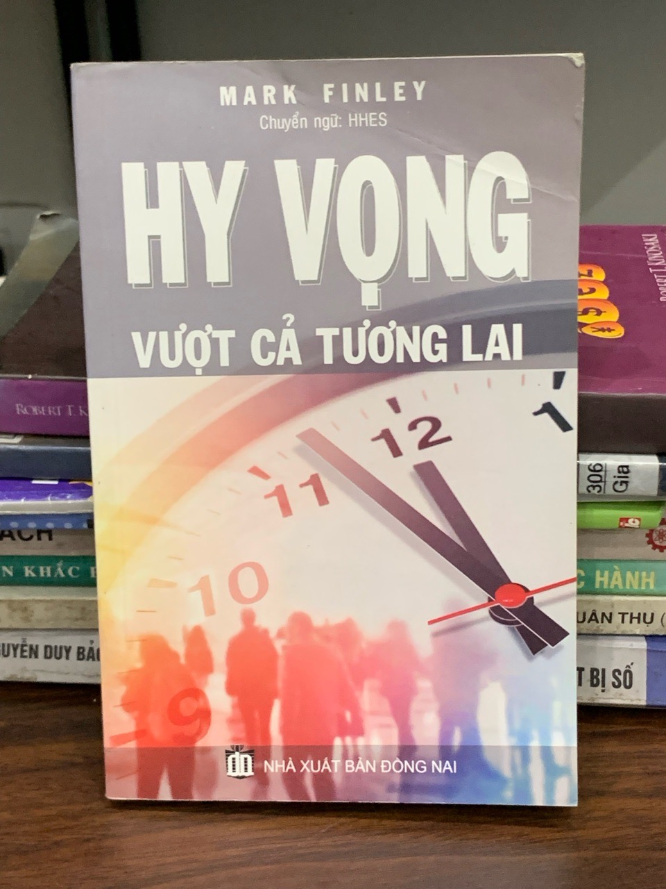 Hy vọng vượt cả tương lai – Mark Finley
