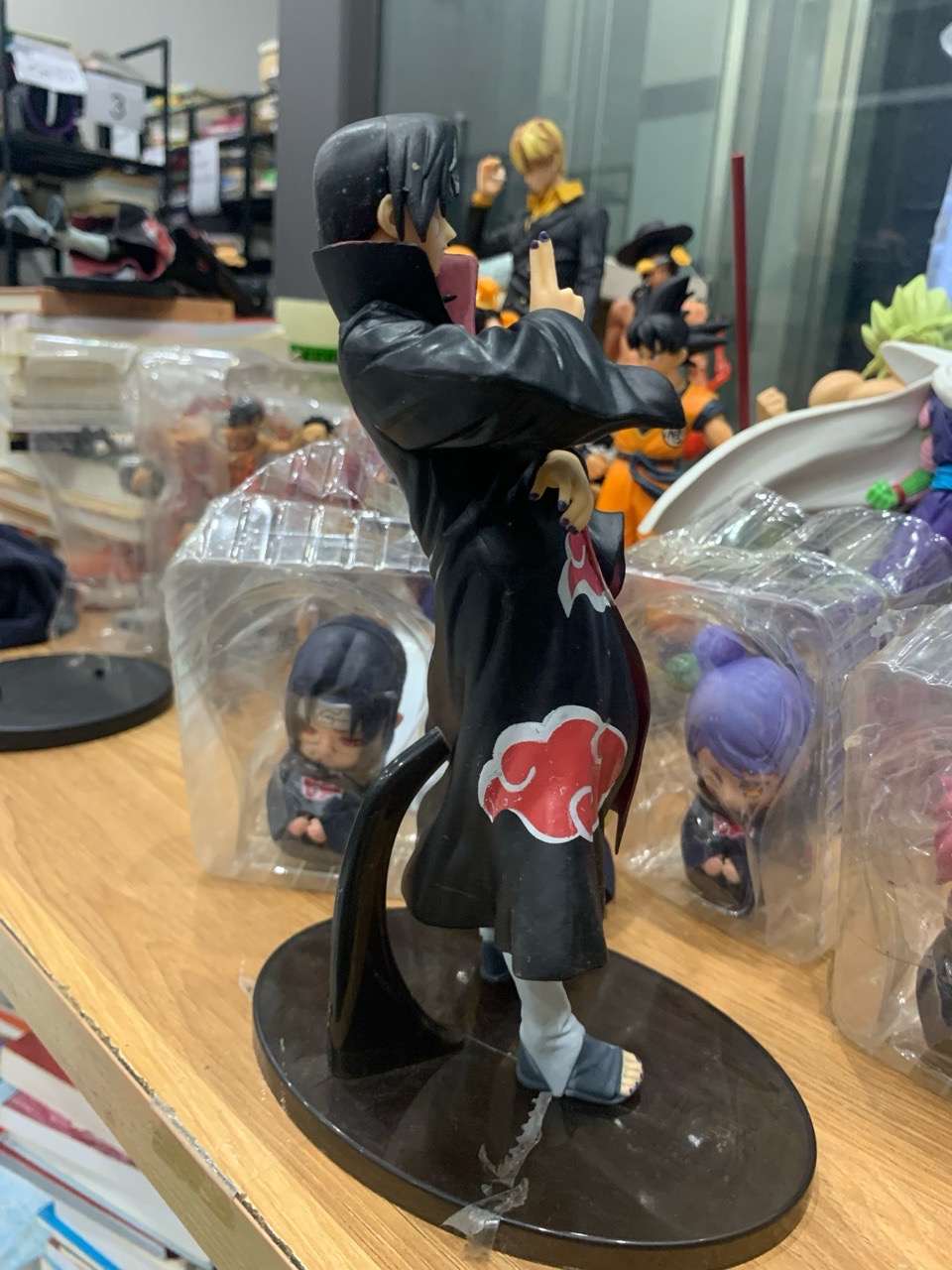Mô hình Itachi Uchiha Akatsuki trong Naruto Shippuden, cao 25cm