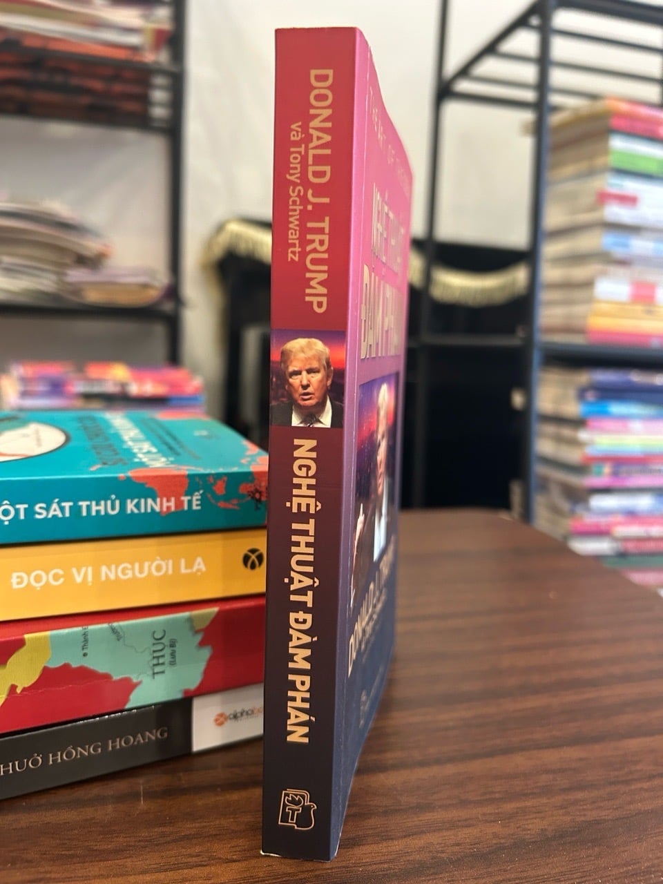 Combo Sách Cũ Mecobooks: Hành trình sáng tạo của CJ CGV ,Kpop và và 2 cuốn khác