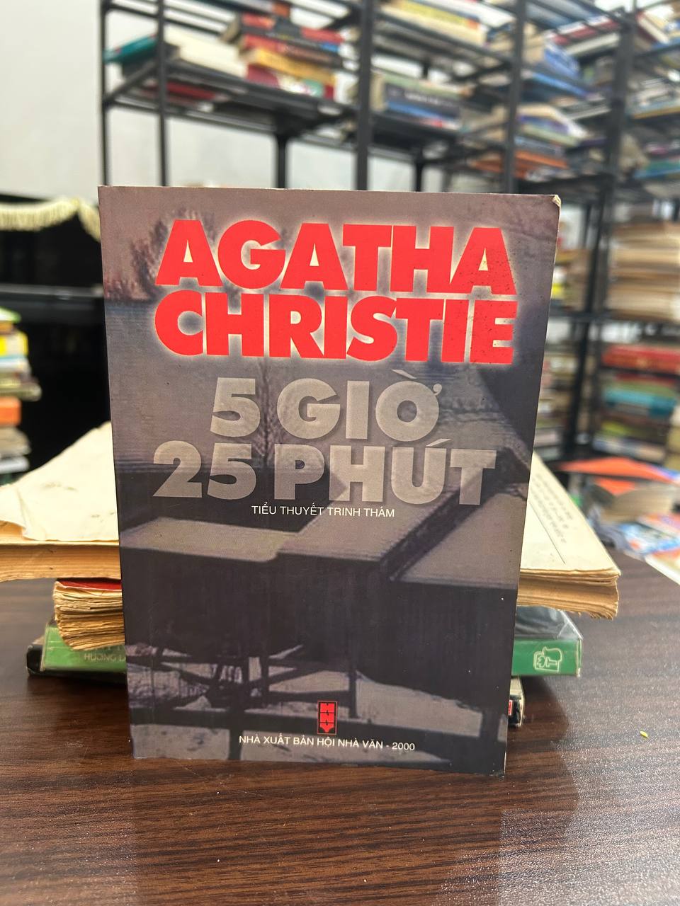 5 Giờ 25 Phút - Agatha Christie