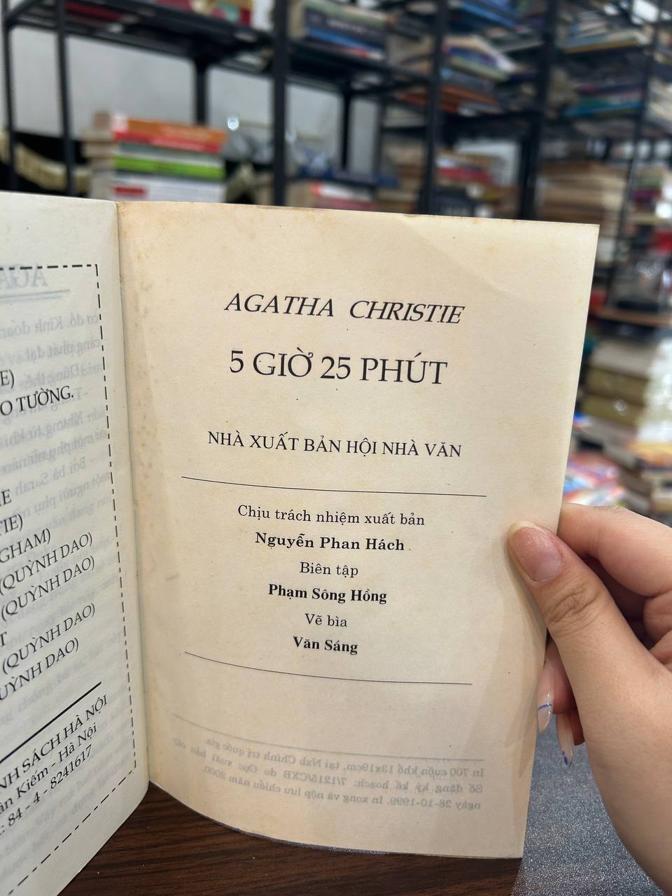5 Giờ 25 Phút - Agatha Christie