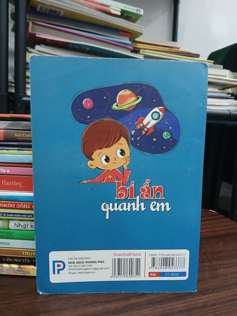 Bí ẩn quanh em (10 vạn câu hỏi vì sao) — Trần Trung Tính & Nguyễn Thị Hương Lan - Ảnh chụp thực tế