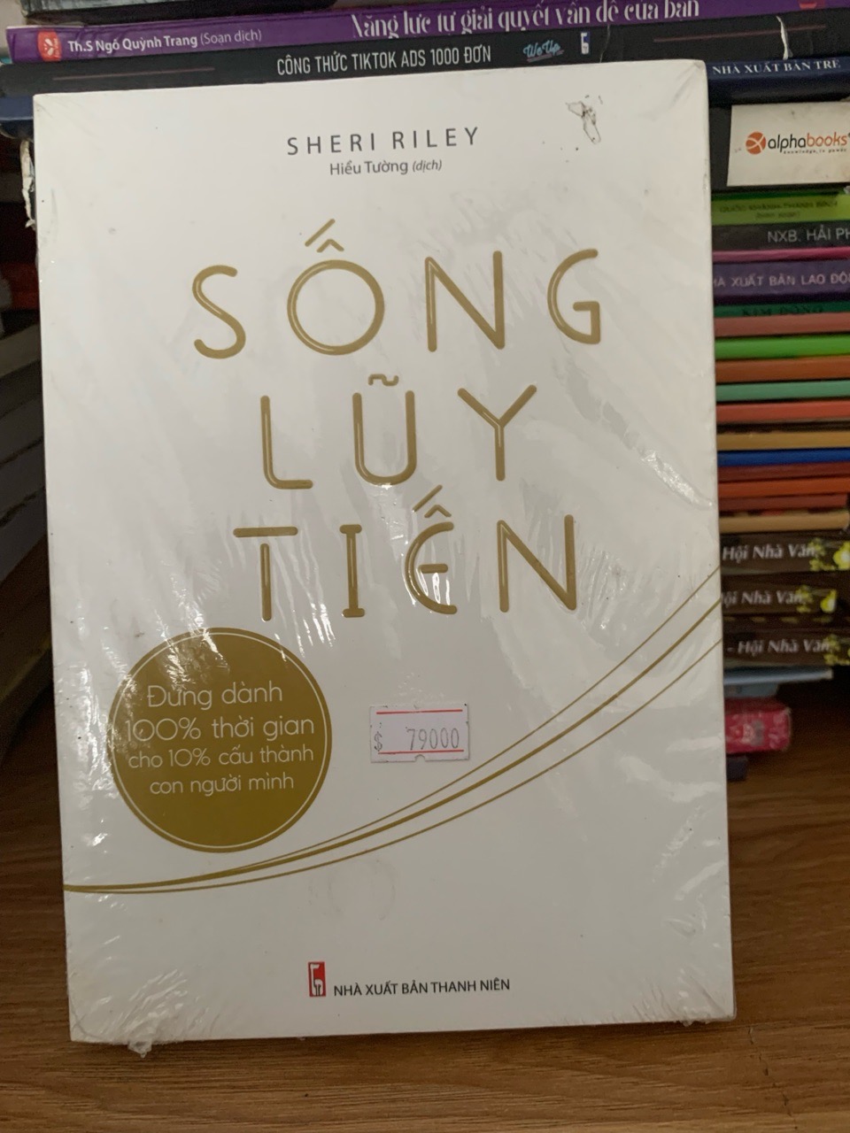 Sống Luỹ tiến -Hiểu Tường dịch