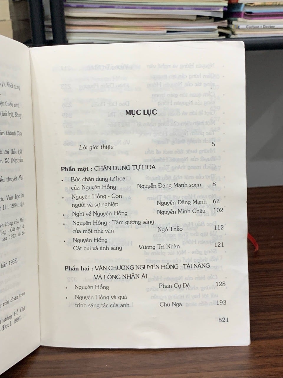 Tấm lòng qua trang viết — Nguyên Hồng