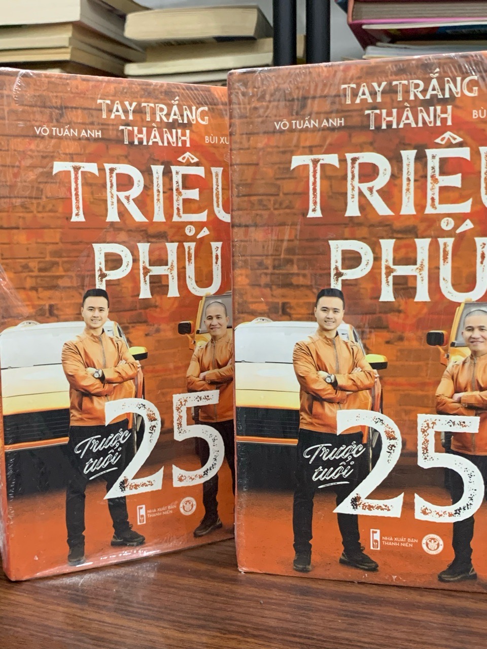 Tay trắng thành triệu phú — Võ Tuấn Anh & Bùi Xuân Hiếu