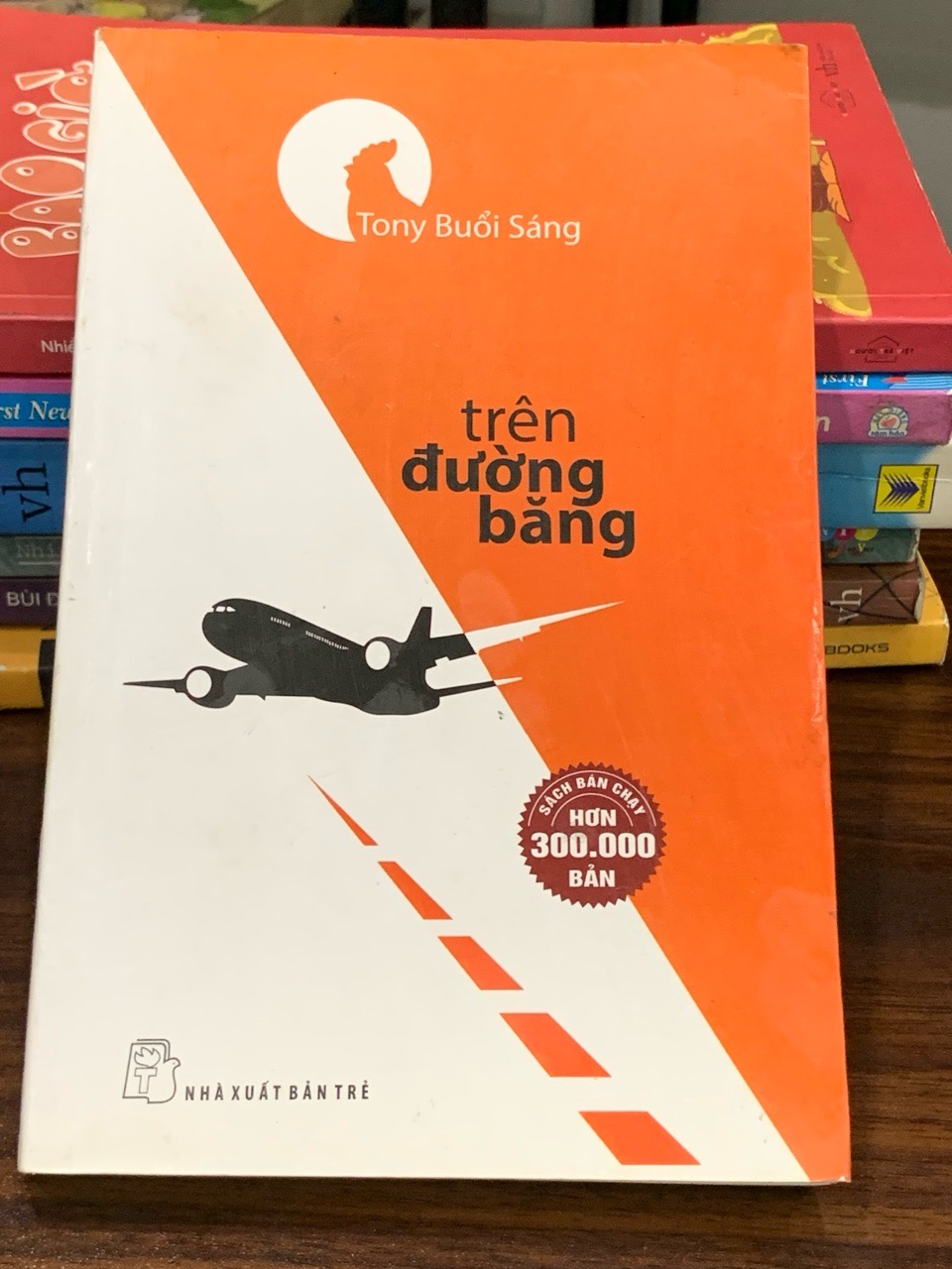Trên đường băng – Tony Buổi Sáng