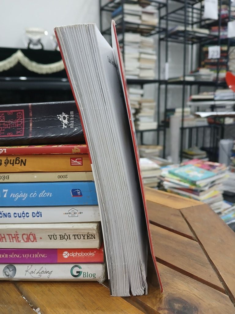 Cuộc sống thượng lưu của hoàng đế mèo 3- Bạch Trà - Ảnh thực tế 4