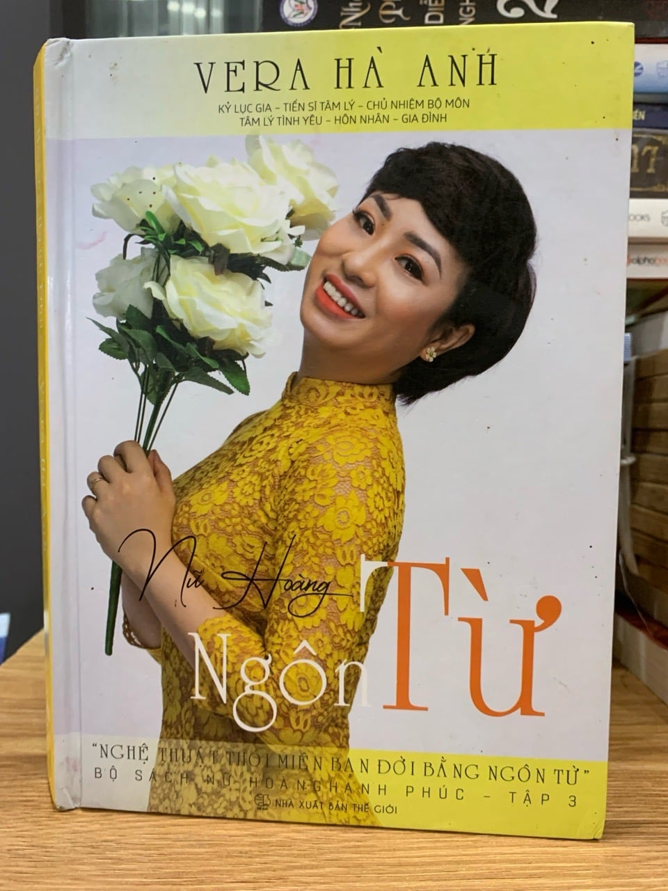 Nữ hoàng Ngôn từ -Vera Hà Anh