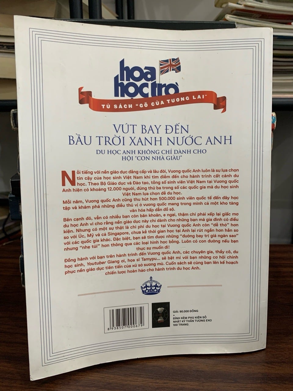 Vút bay đến bầu trời xanh nước Anh- hoa học trò