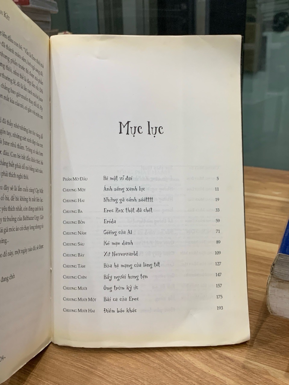 Erec rex Quái Vật xứ khác-Kaza Kingsley