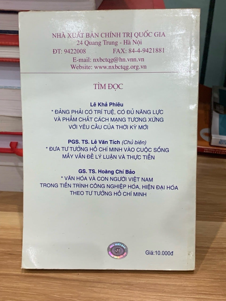 Một số lời giải và mẫu chuyện về tấm gương đạo đức của Chủ tịch HCM-NXB Chính Trị quốc gia
