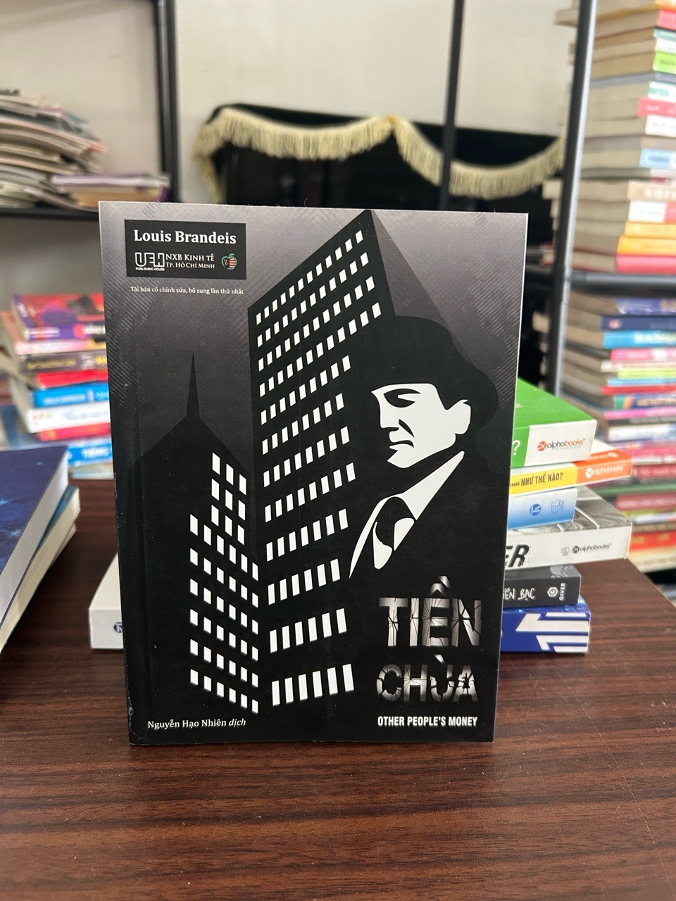 Tiền chùa- Louis Brandeis