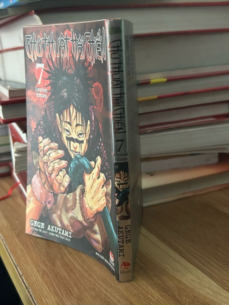 Chú thuật hồi chiến 7 limited edition -NXB Kim đồng - Ảnh chụp thực tế