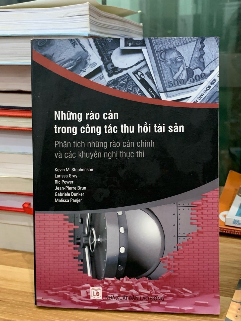 Những rào cản trong công tác thu hồi tài sản