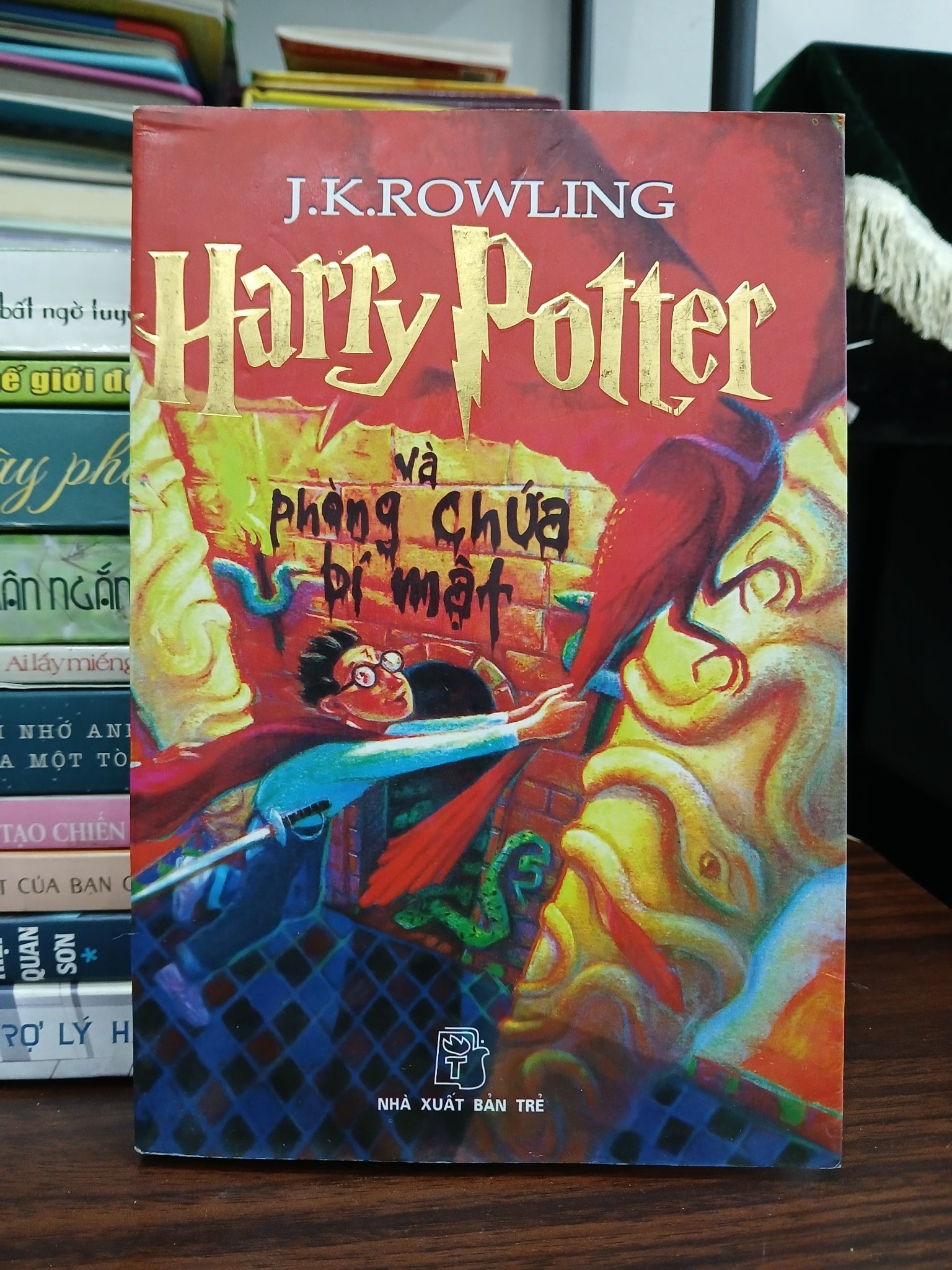 Harry Potter và Phòng chứa bí mật – J.K. Rowling