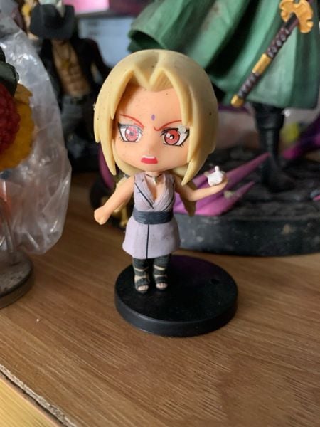 Mô Hình Nhân Vật Chibi Dễ Thương - Tượng Trang Trí Bàn Làm Việc và Kệ Sách Độc Đáo