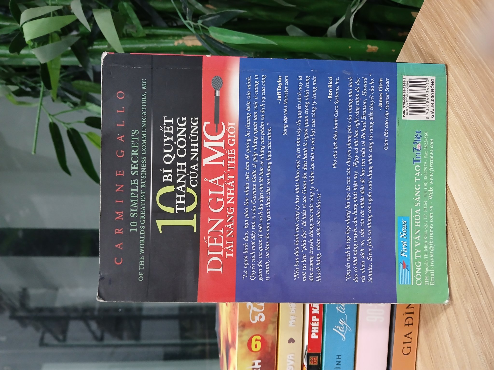 10 Bí Quyết Thành Công Của Những Diễn Giả Tài Năng Nhất Thế Giới - Carmine Gallo