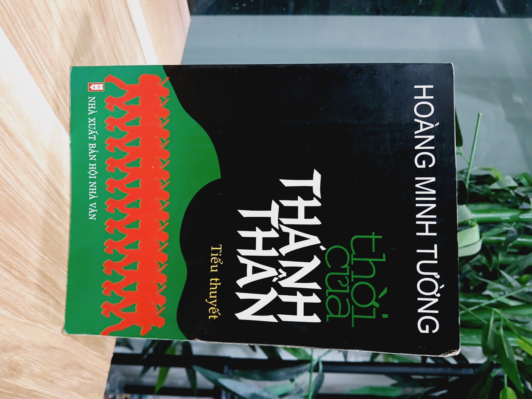 thời của thánh thần- Hoàng Minh Tường