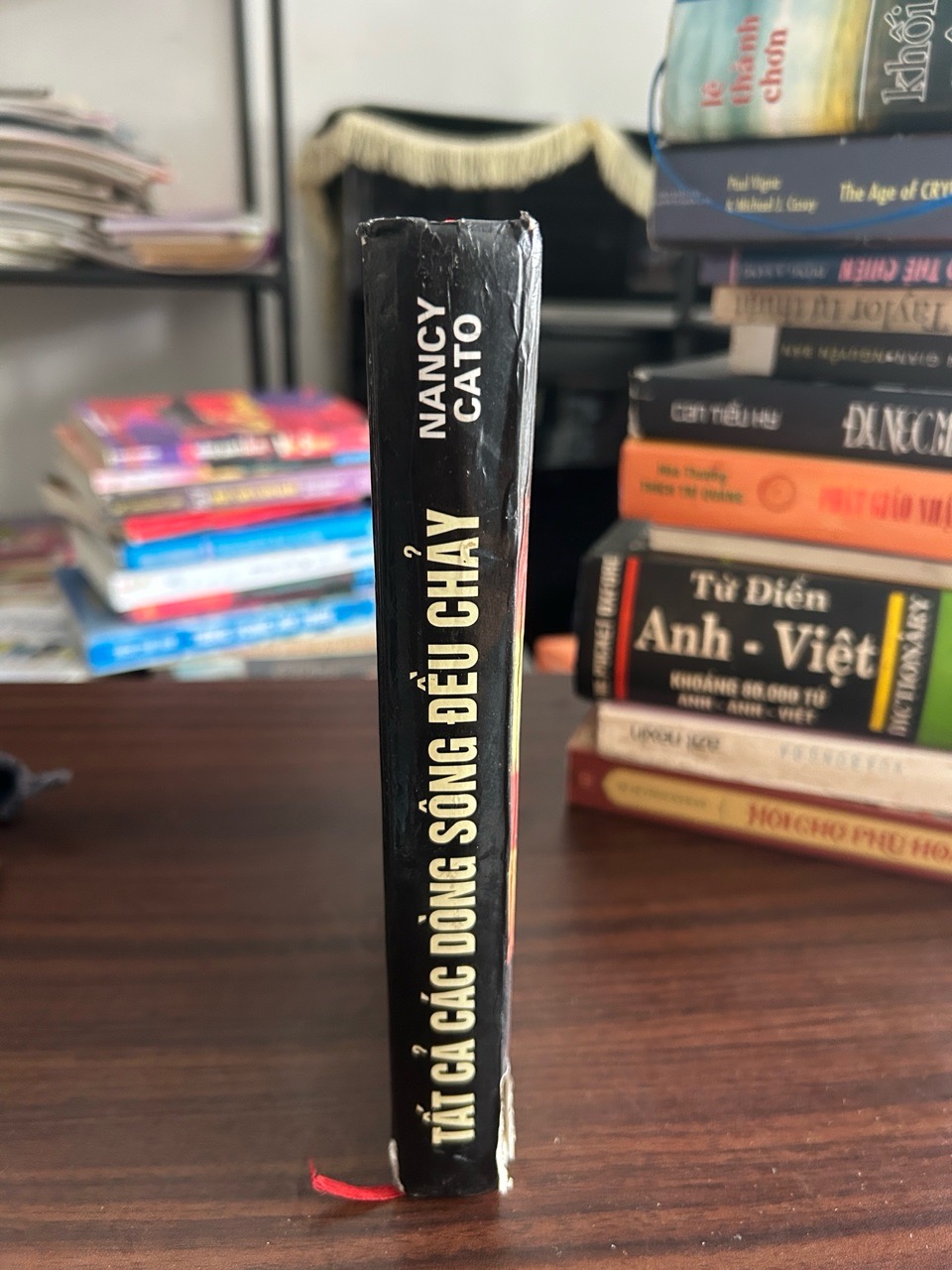 Ảnh sách Tất cả dòng sông đều chảy- Nancy Cato