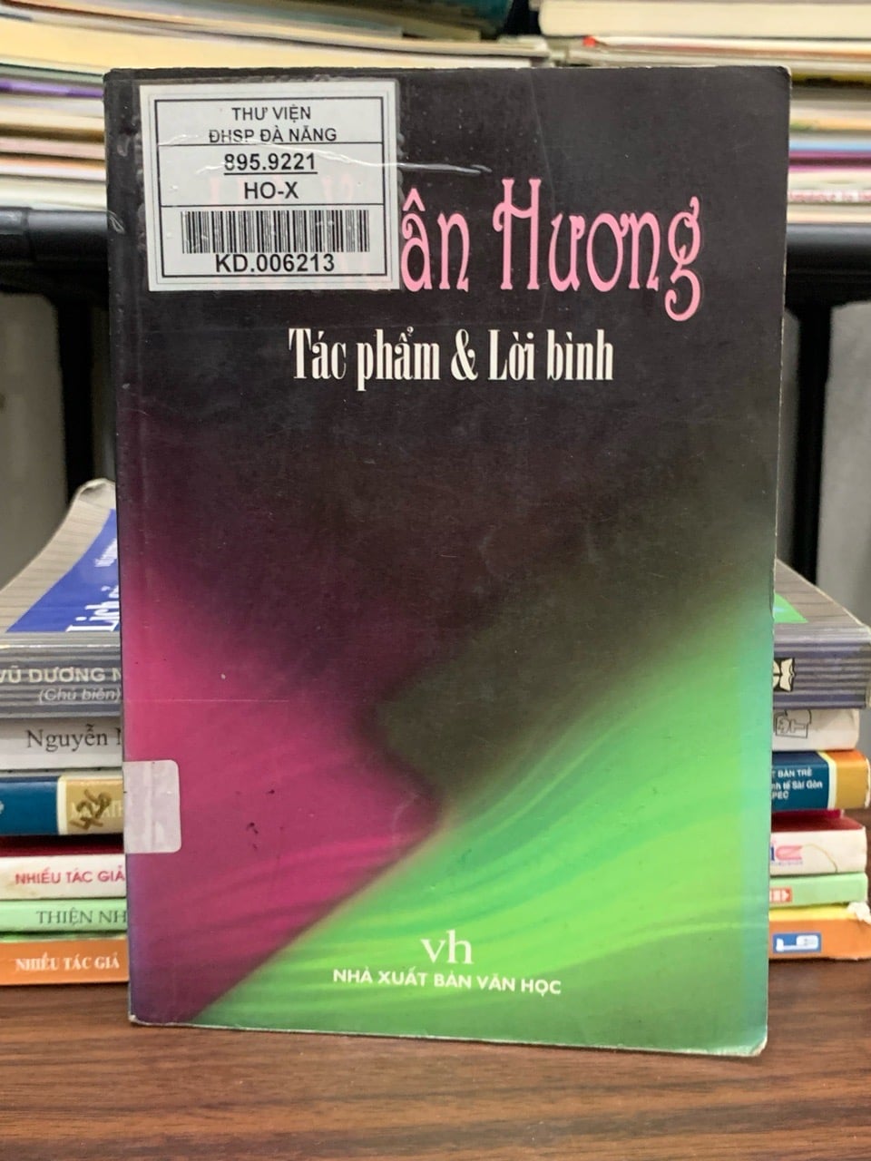 Xuân Hương – Tác phẩm & lời bình – (tuyển chọn, phân tích thơ Hồ Xuân Hương)