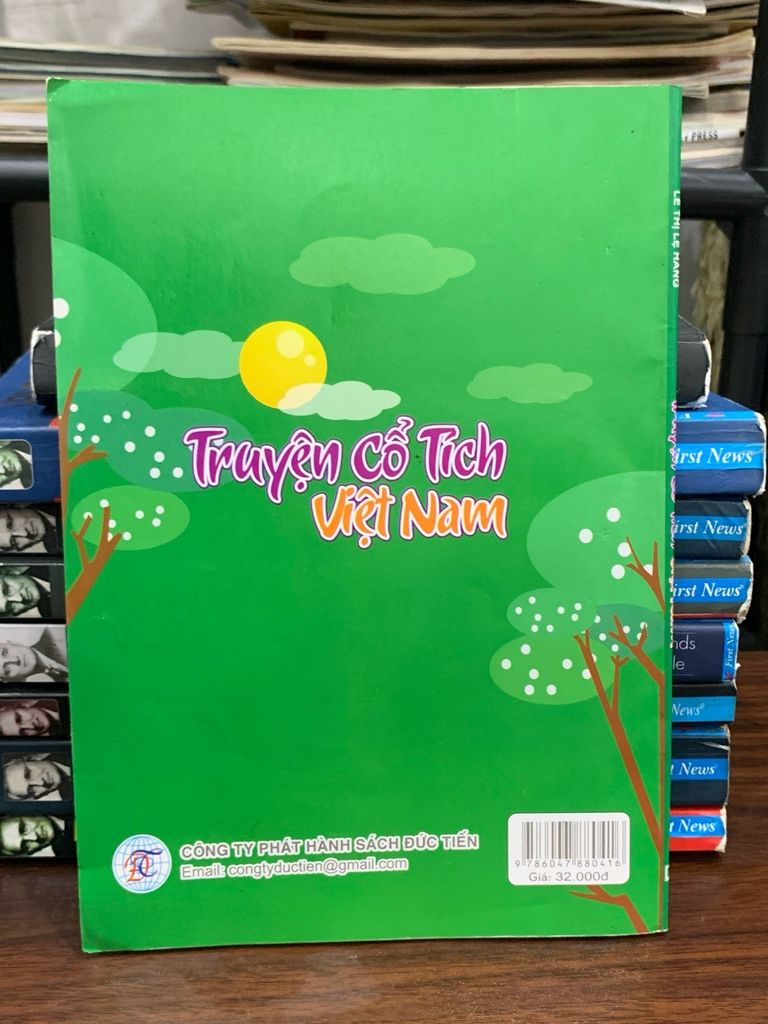 Truyện cổ tích Việt Nam - Lê Thị Lệ Hằng - Ảnh chụp thực tế
