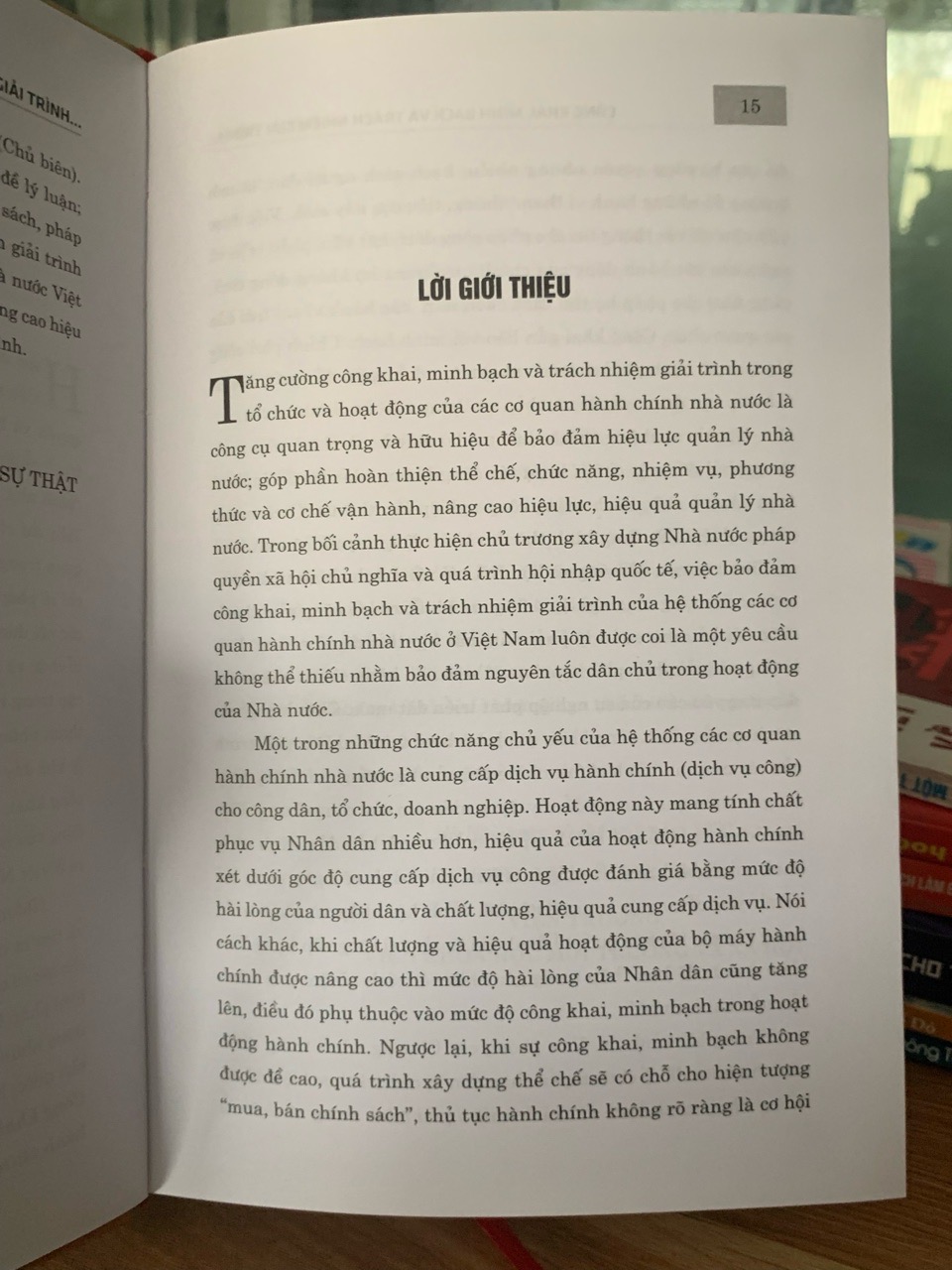 Công khai minh bạch và trách nhiệm giải trình của các cơ quan hành chính nhà nước ở Việt Nam hiện nay -NXB Chính trị quốc gia sự thật