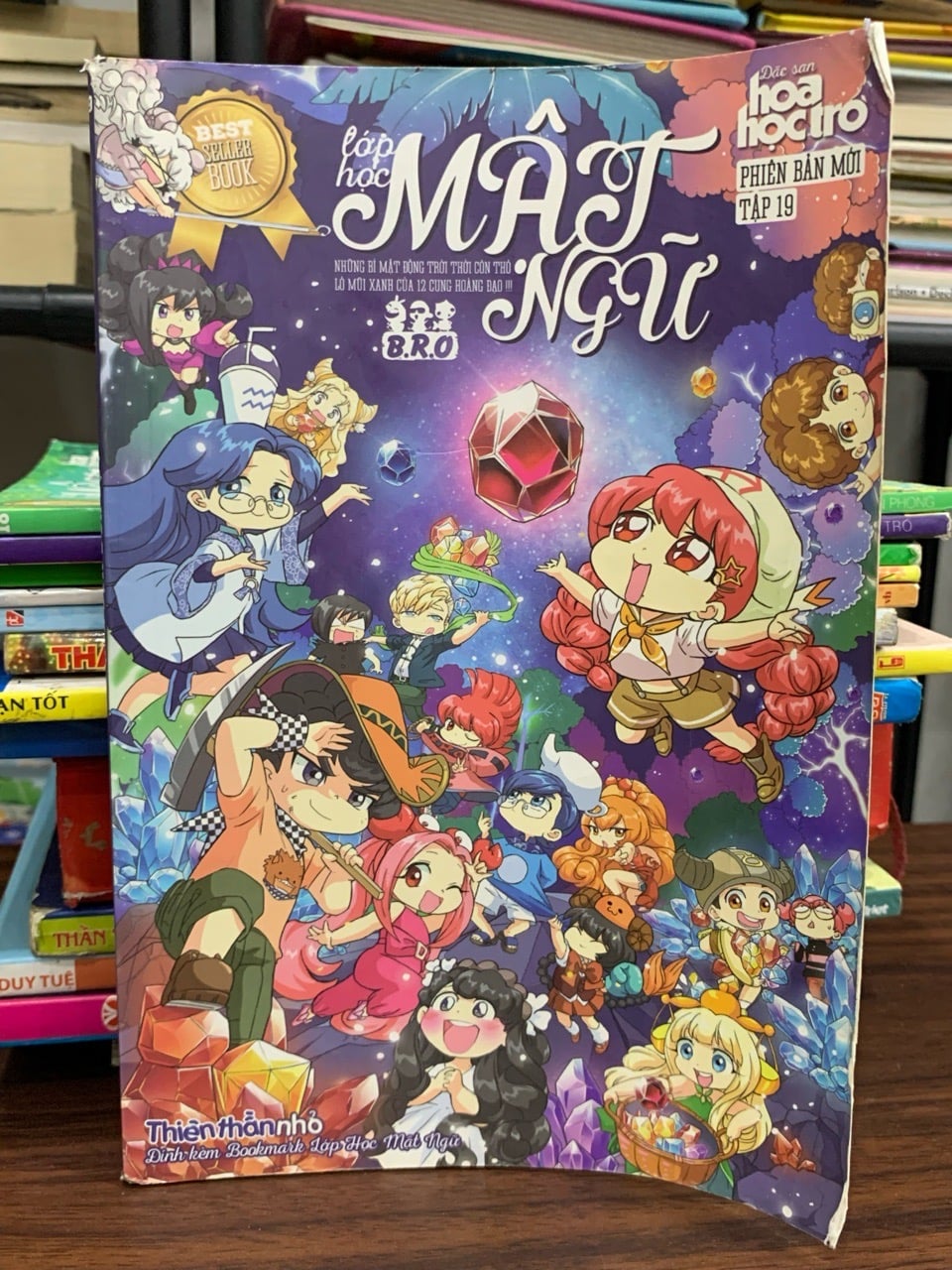 Lớp học mật ngữ tập 19- Đặc sản hoa học trò