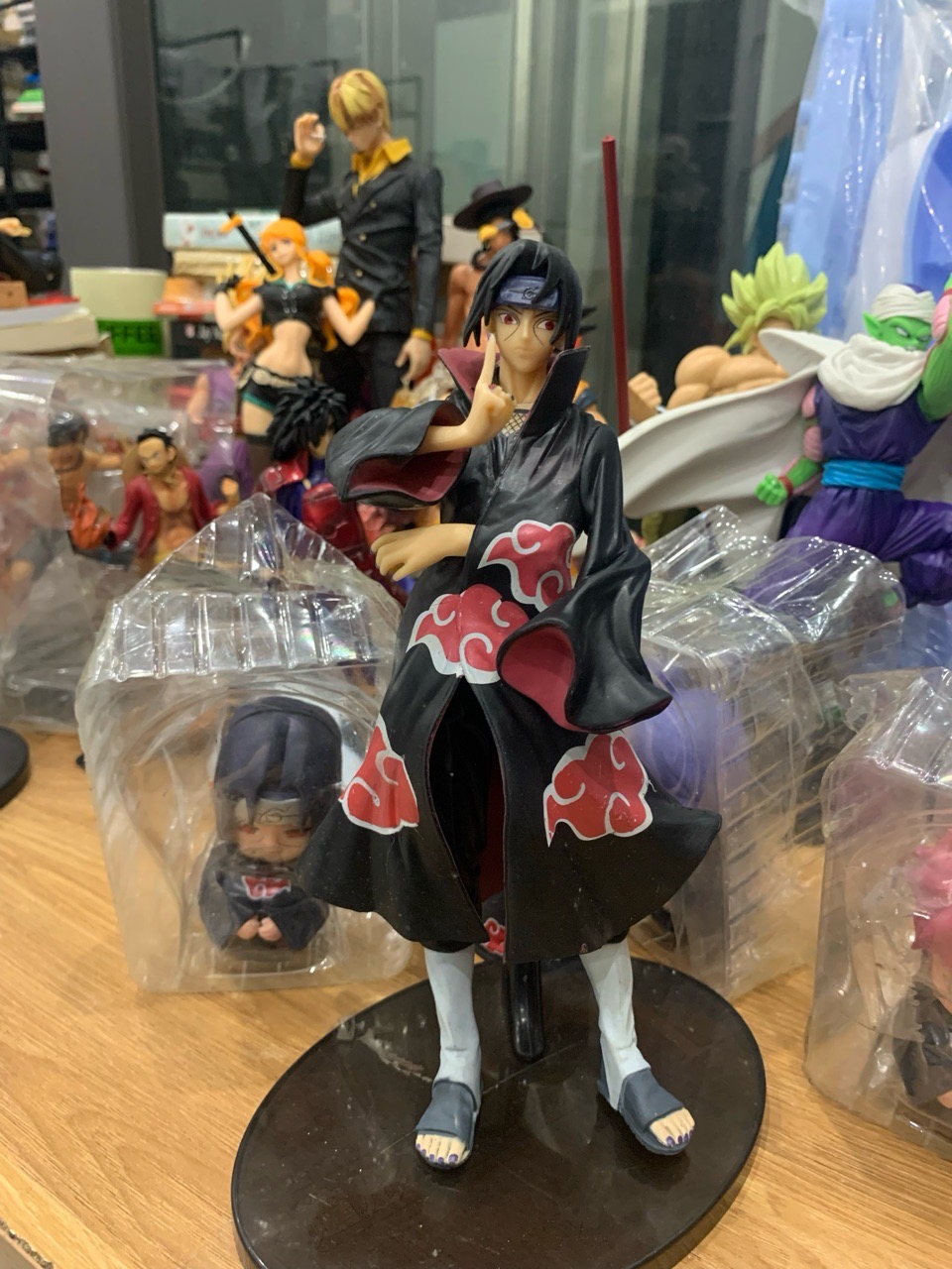 Mô hình Itachi Uchiha Akatsuki trong Naruto Shippuden, cao 25cm