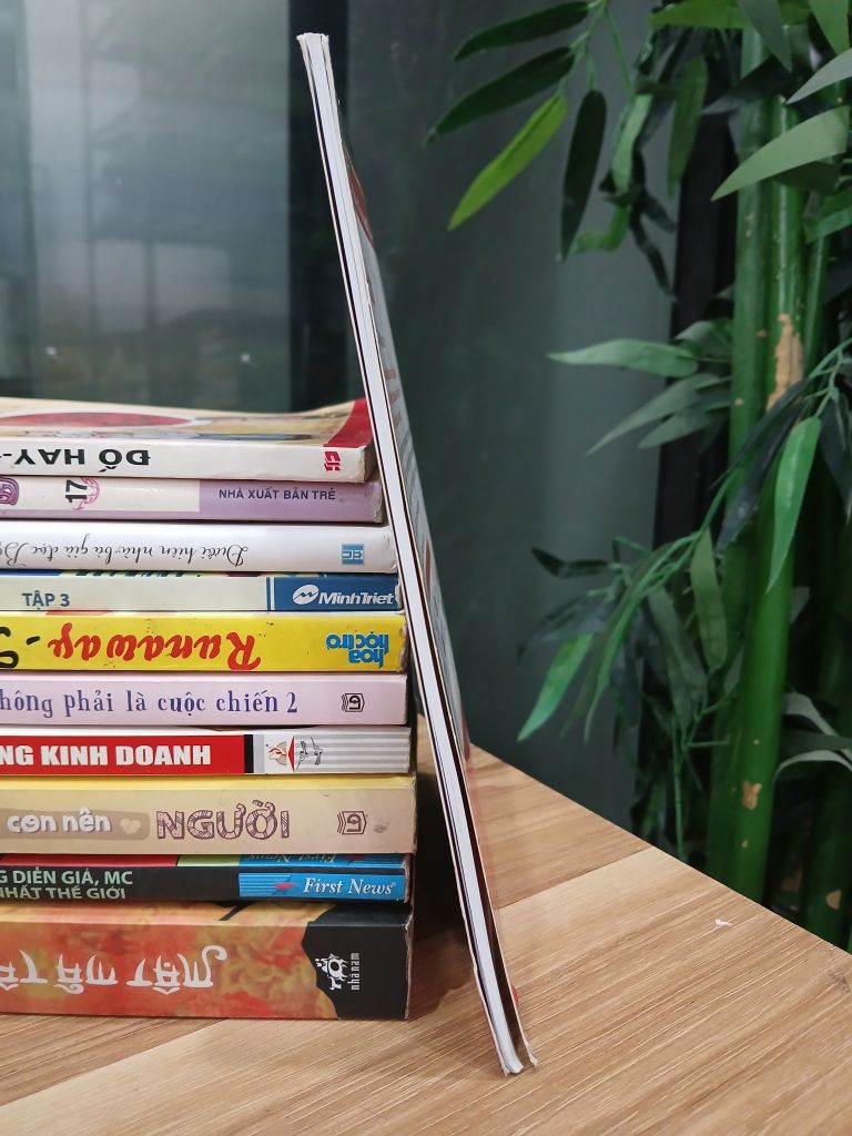 Jobs (Oxford Read and Discover 2) - Ảnh thực tế 4