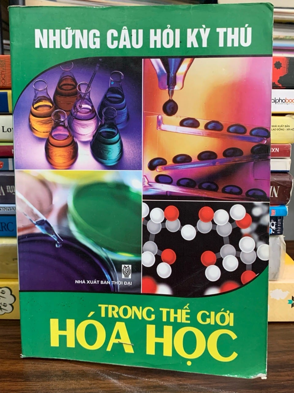 Những câu hỏi kỳ thú trong thế giới Hóa học – Tuyển tập