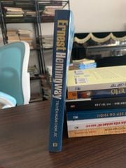 Ernest Hemingway -Lê Huy Bắc ,Đào Thu Hằng - ảnh 2