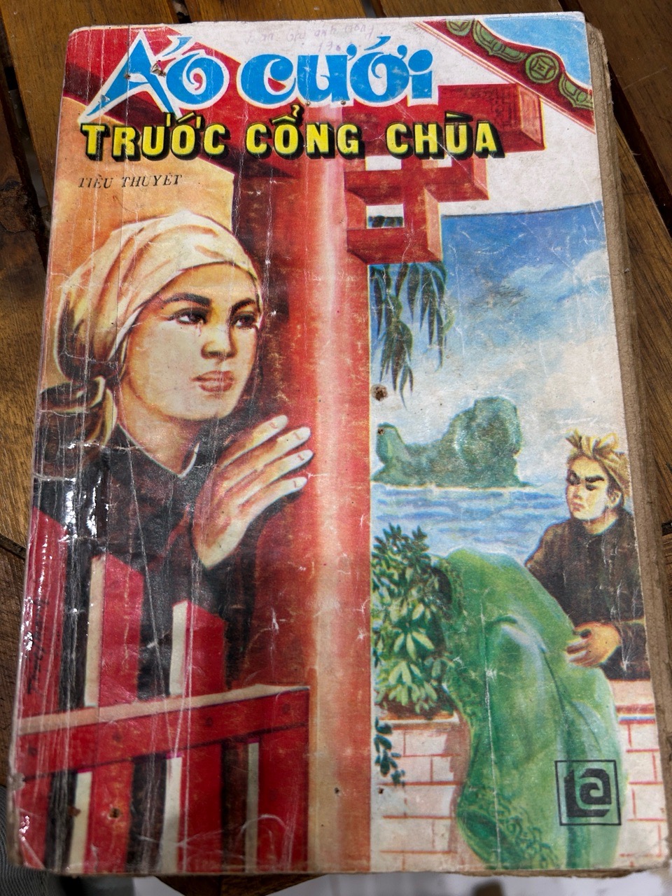 Kịch bản Cải lương Áo Cưới Trước Cổng Chùa