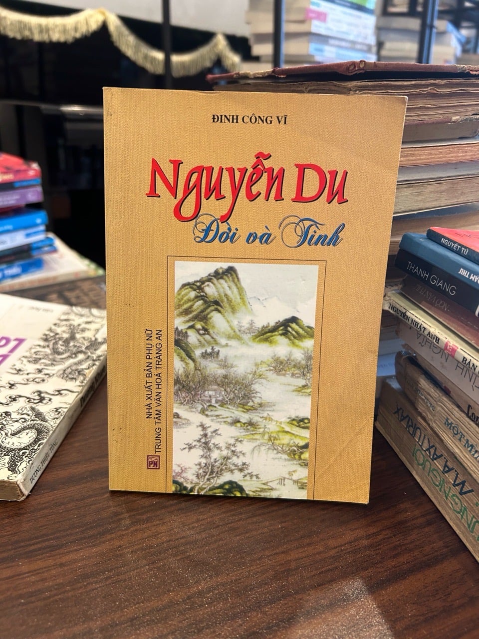 Nguyễn Du đời và tình- Đinh Công Vĩ