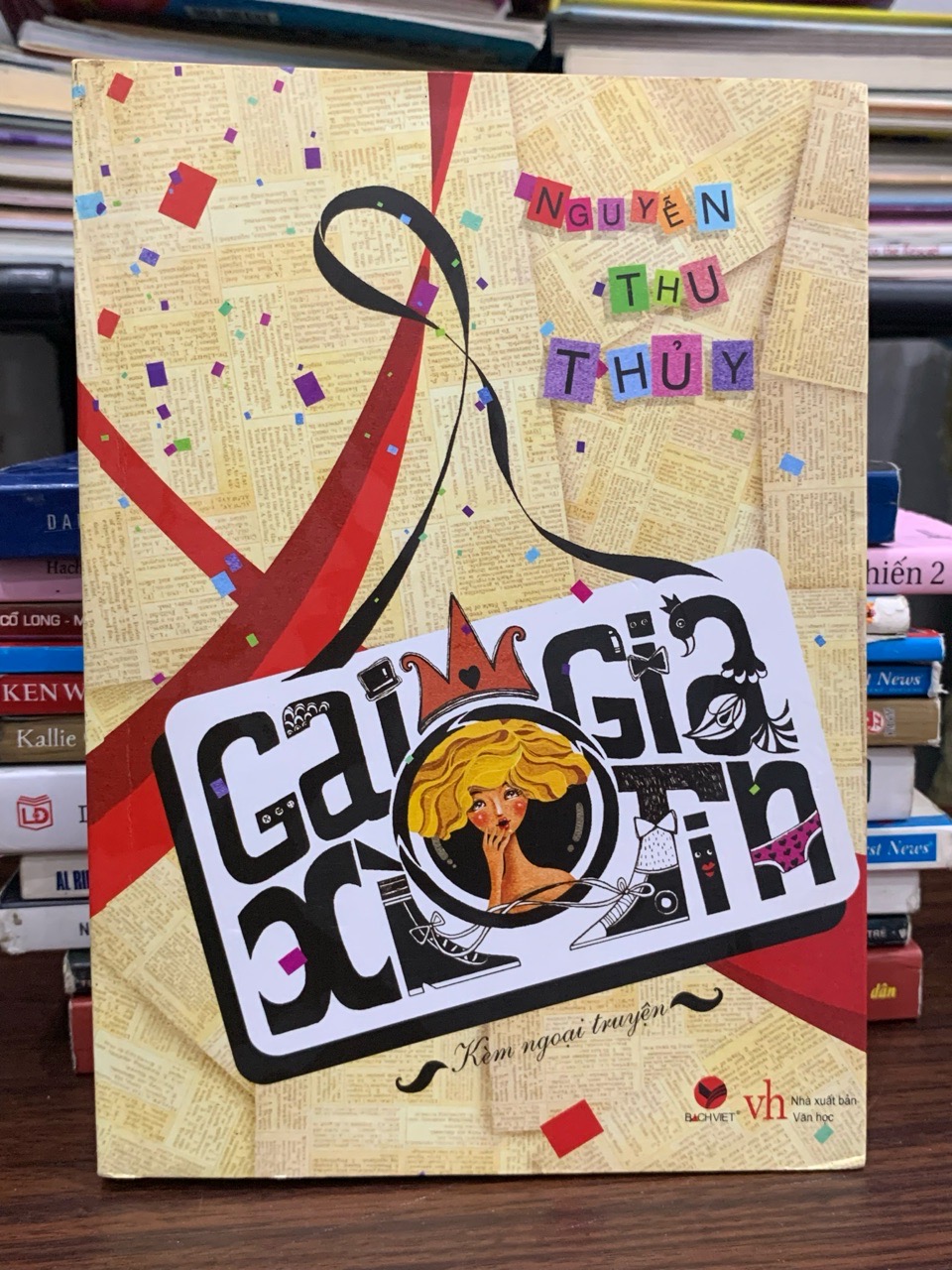 Gái già xì tin kèm ngoại truyện — Nguyễn Thu Thủy