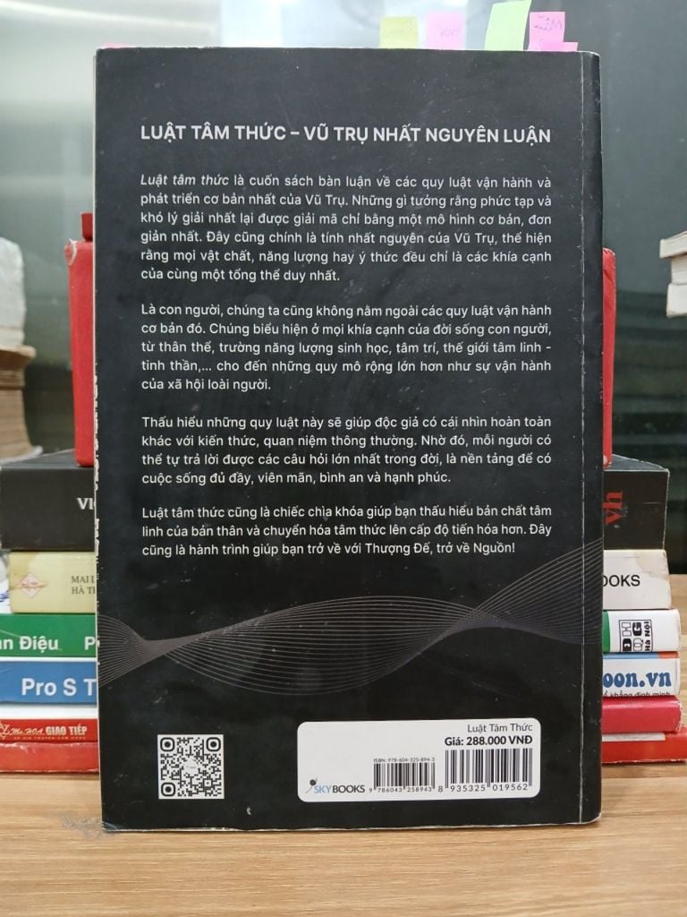 Luật tâm thức – Ngô Sa Thạch - có chữ ký tác giả - Ảnh chụp thực tế