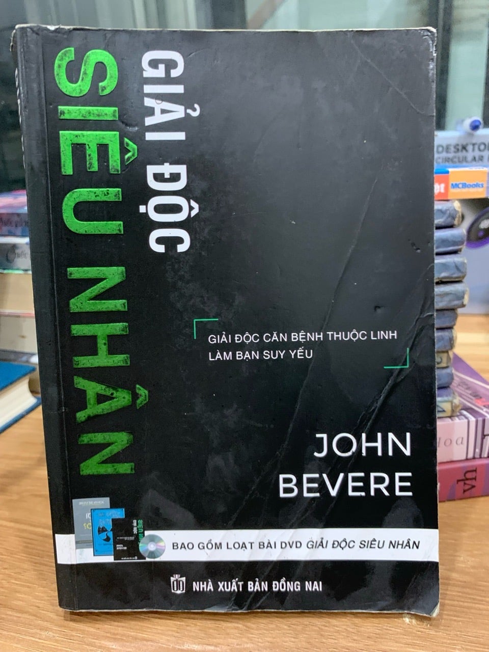 Giải độc Siêu Nhân -Bevere