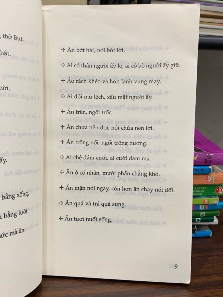 Tục ngữ- ca dao- dân ca Việt Nam về kinh nghiệm ứng xử- Đặng Hà Linh - Ảnh thực tế 3