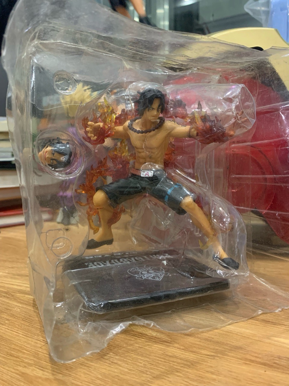 Mô hình nhân vật Portgas D. Ace (Hỏa Quyền) trong One Piece - Tượng PVC cao cấp để trưng bày