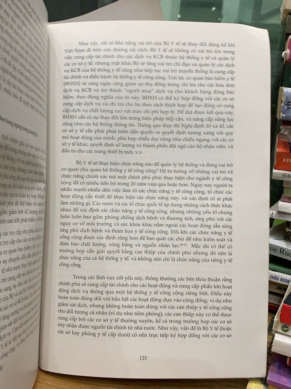 Tài chính và cung ứng dịch vụ y tế ở Việt Nam hướng tới tương lai -Ngân hàng thế giới