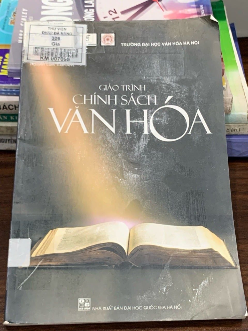Giáo trình chính sách văn hóa