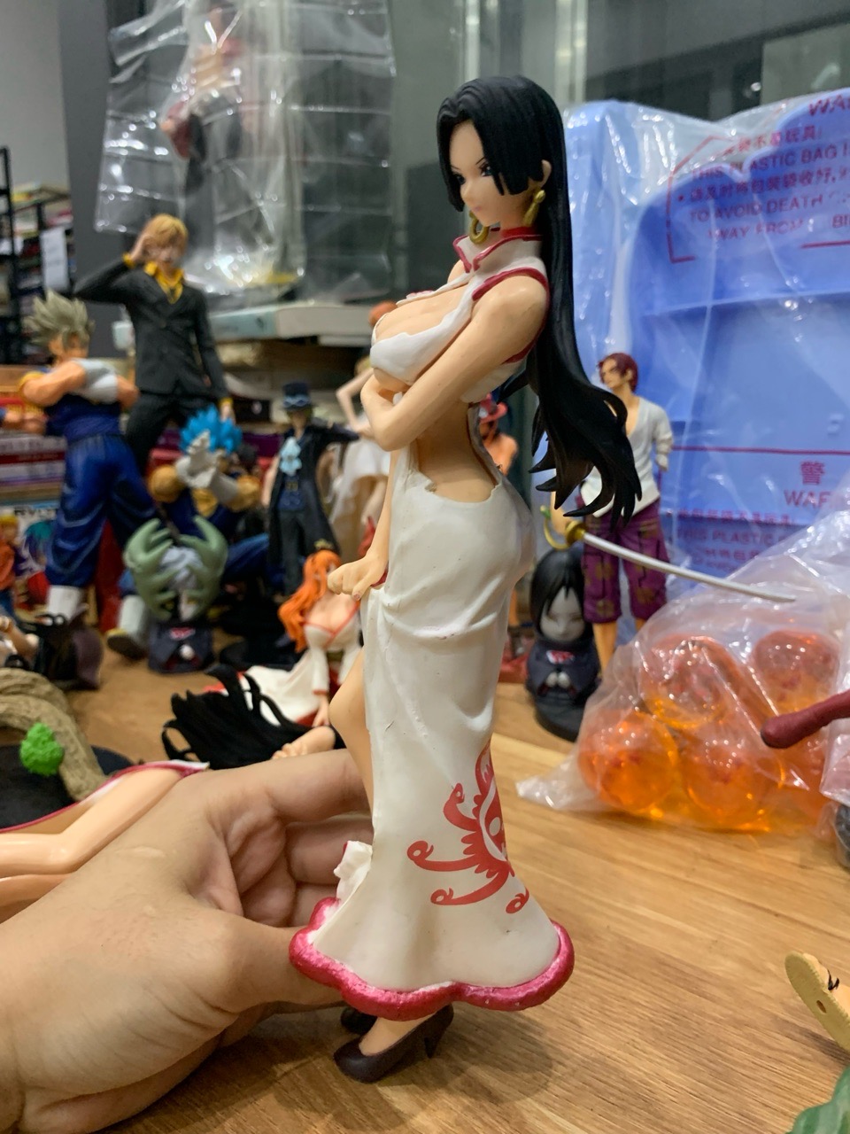 Mô Hình Tượng Cô Gái Trang Trí Nghệ Thuật - Điểm Nhấn Tinh Tế Cho Không Gian Nội Thất