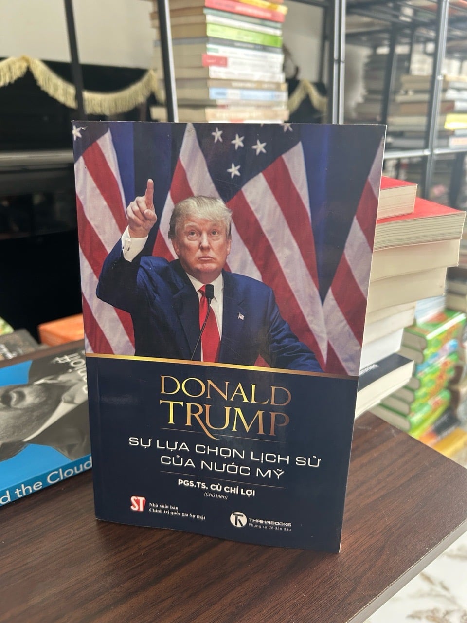 Donald Trump Sự lựa chọn lịch sử của nước Mỹ- Cù Chí Lợi