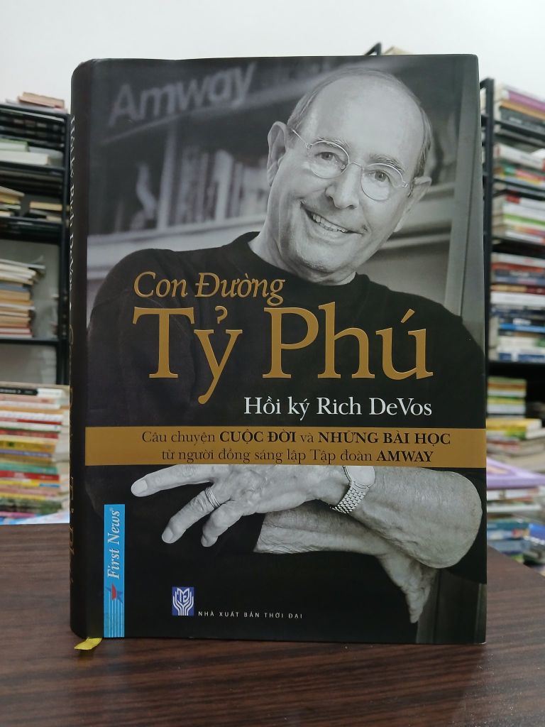 Con đường tỷ phú- Hồi ký Rich Devos