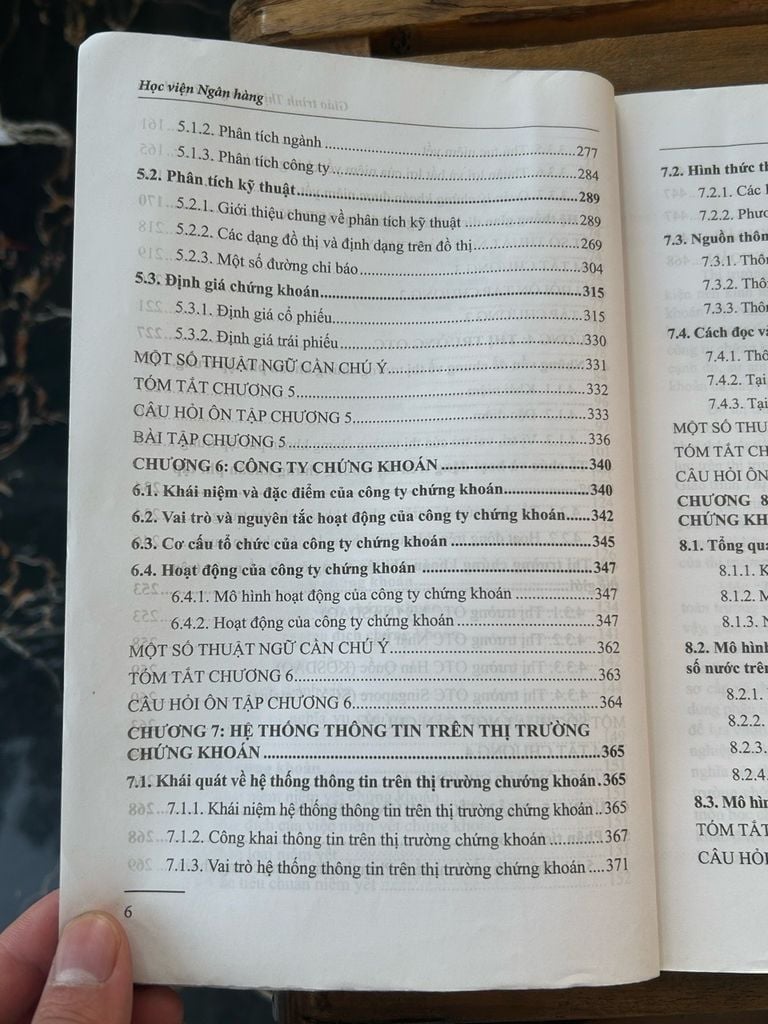 Giáo Trình Thị Trường Chứng Khoán - PGS.TS. Nguyễn Thanh Phương (Chủ biên) - Ảnh thực tế 8